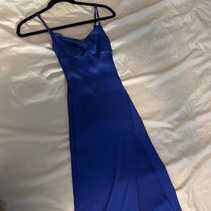 aritzia wilfred blue midi dress